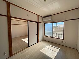 グリーンベルII 205 2階2DKのリビング/ダイニング