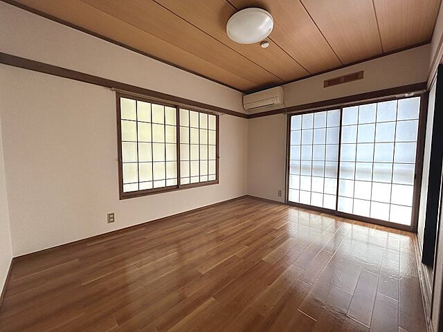 寝室