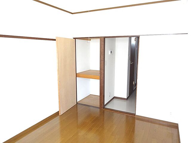 寝室