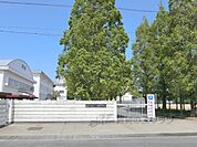 八幡東中学校まで2500メートル