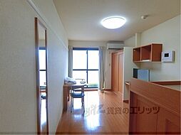 レオパレスエフ 109 1階1Kのリビング/ダイニング