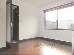 リュシオル石山 2階1LDKのリビング/ダイニング