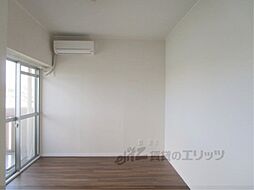 JR東海道・山陽本線 石山駅 徒歩9分の賃貸マンション 4階1DKのリビング/ダイニング