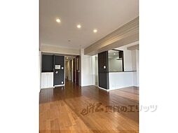 JR湖西線 大津京駅 徒歩1分の賃貸マンション 21階2LDKのリビング/ダイニング