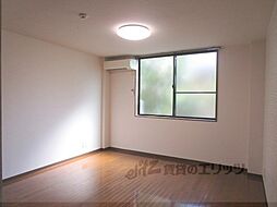 ヴィラマキノ 103 1階ワンルームのリビング/ダイニング