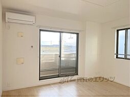 フォレストパーク・九番館 3階1LDKのリビング/ダイニング