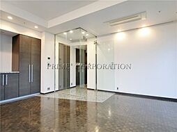 パークキューブ愛宕山タワー 27階1LDKのリビング/ダイニング