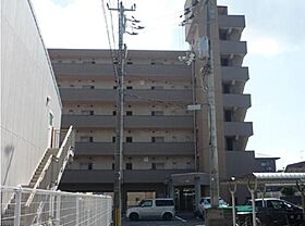 マンション輝宣 201 号室 ｜ 愛媛県松山市南斎院町（賃貸マンション2LDK・2階・56.42㎡） その1