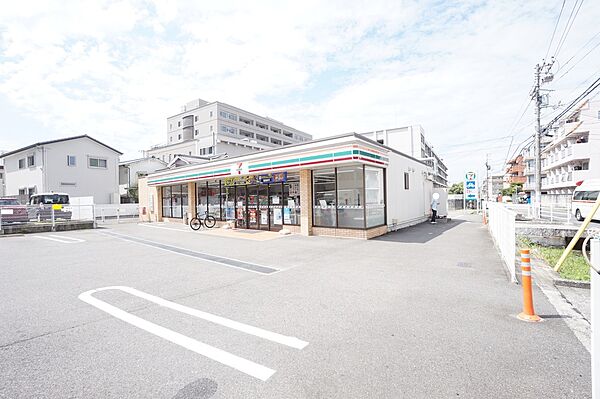 画像9:セブン-イレブン 松山道後今市店