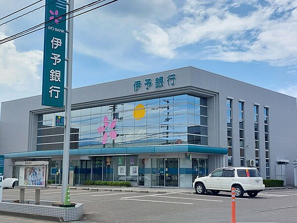 画像13:伊予銀行 松前支店