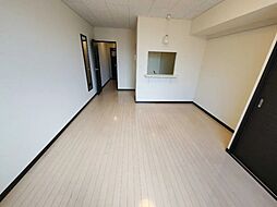 レオネクスト段々 102 号室 1階1Kのリビング/ダイニング