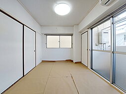 メロディーハイツ久万ノ台 302 号室