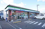 ファミリーマート 松山内宮店