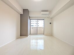 ヴィゴーレ本町 801 号室 8階ワンルームのリビング/ダイニング