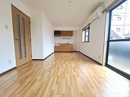 フォブール小栗 101 号室 1階3LDKのリビング/ダイニング