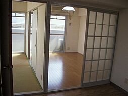 スペース21 305 号室 3階2DKのリビング/ダイニング