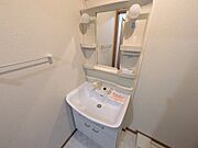 シャワー付洗面化粧台