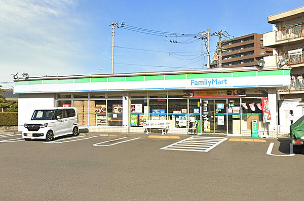 画像19:ファミリーマート 余戸南四丁目店