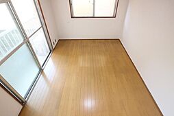 第一グランディール 103 号室 1階1DKのリビング/ダイニング