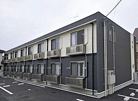 レオネクストアビタシオン春日 104 号室 ｜ 愛媛県松山市余戸中3丁目（賃貸アパート1K・1階・23.61㎡） その1