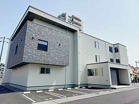 シャーメゾンステージ古川西 Ｂ棟 301 号室 ｜ 愛媛県松山市古川西2丁目（賃貸マンション2LDK・3階・77.66㎡） その1