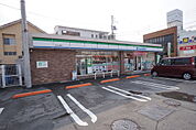 ファミリーマート松山山越店