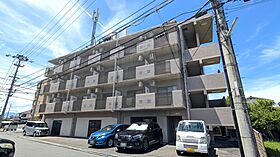 カローラ樽味 302 号室 ｜ 愛媛県松山市樽味2丁目（賃貸マンション1K・3階・27.20㎡） その1