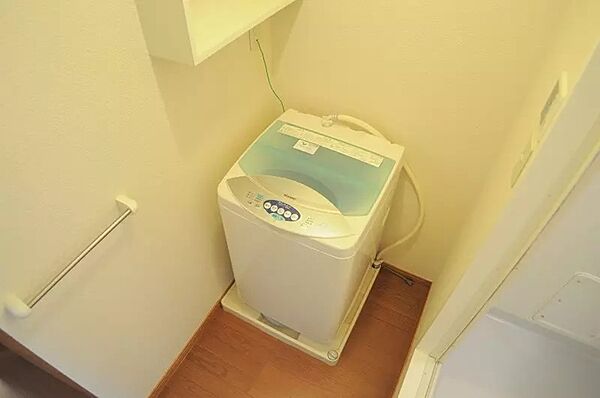 画像4:洗濯機置場