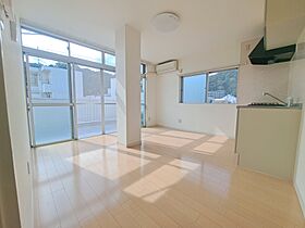 第一曙マンション 402 号室 ｜ 愛媛県松山市緑町2丁目（賃貸マンション1LDK・4階・41.71㎡） その3