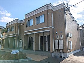 サム ブランチ 105 号室 ｜ 愛媛県松山市北吉田町（賃貸アパート1K・1階・31.57㎡） その1