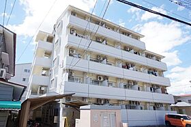 メゾン中村3 401 号室 ｜ 愛媛県松山市中村4丁目（賃貸マンション1K・4階・23.10㎡） その1