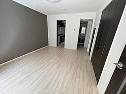 シャイン・ウェスト 106 号室 1階1Kのリビング/ダイニング