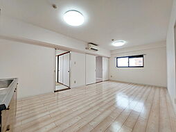 空港中央ビル 601 号室