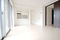 グラディート町田 8階1SLDKのリビング/ダイニング