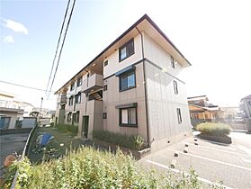 グローリー中村  ｜ 福岡県北九州市小倉南区南方2丁目（賃貸アパート2LDK・1階・52.30㎡） その1