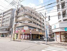 ステップビル  ｜ 福岡県北九州市小倉南区守恒本町2丁目（賃貸マンション1R・5階・28.00㎡） その1