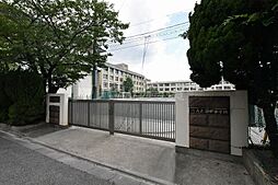 大森第十中学校 569m