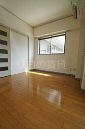 ドルフ東雪谷 4階1DKのリビング/ダイニング