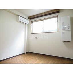 ダイヤモンドレジデンス中央 205 2階ワンルームのリビング/ダイニング