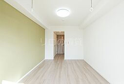 ＥｓＴＲＵＴＨ　ＭＡＧＯＭＥ 107 1階1Kのリビング/ダイニング