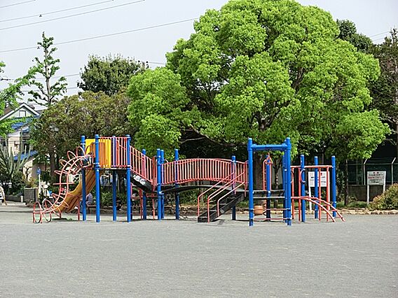 渡田新町公園　...