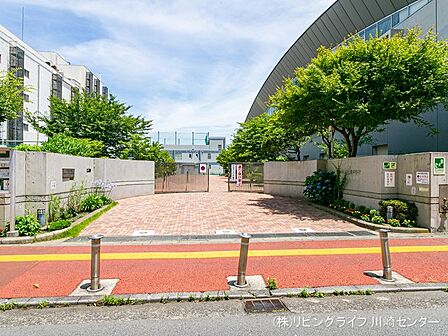 川崎市立富士見中学校 1310m