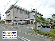 駅南コミュニティセンター 820m