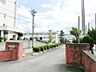 周辺：東新潟中学校 840m