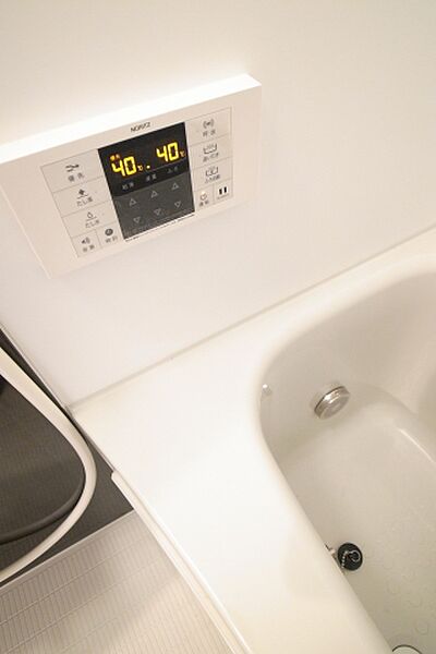 画像15:お風呂の温度は、コチラのパネルで追炊き操作