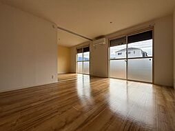 コンフォルト横内 1階1LDKのリビング/ダイニング