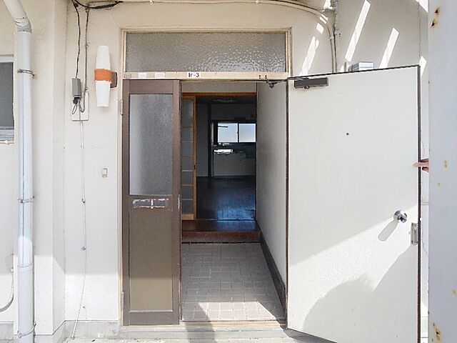 玄関