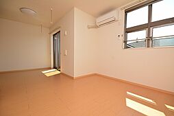 ジュネス原1番館 2階1LDKのリビング/ダイニング