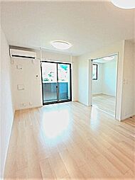 ビサイド 2階2LDKのリビング/ダイニング