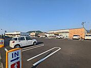 セブンイレブン唐津中原店 396m